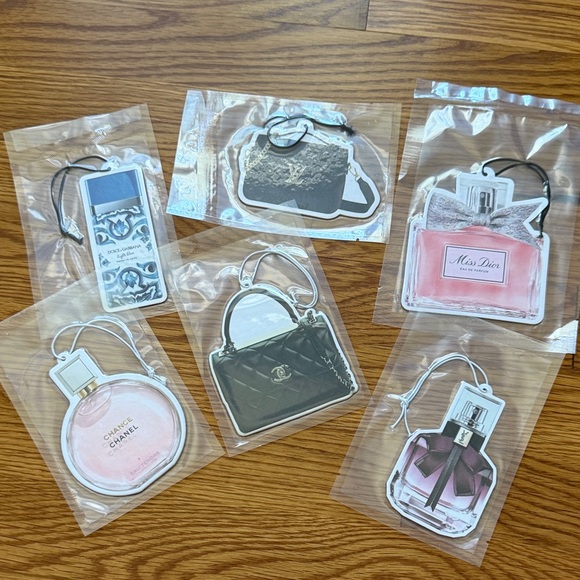 no brand Other - Set of 6 car freshies